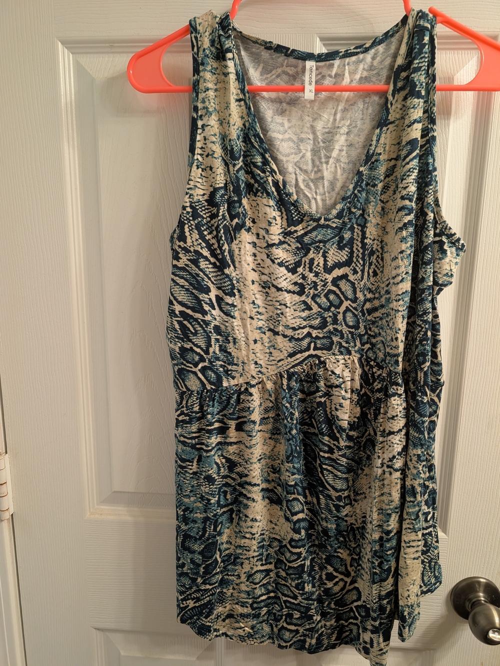 Sleeveless V-Neck Blue Snake-Print Women’s Tank Top Tencede size Xl